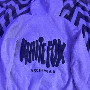 Grey whitefox hood in size xxs/xs